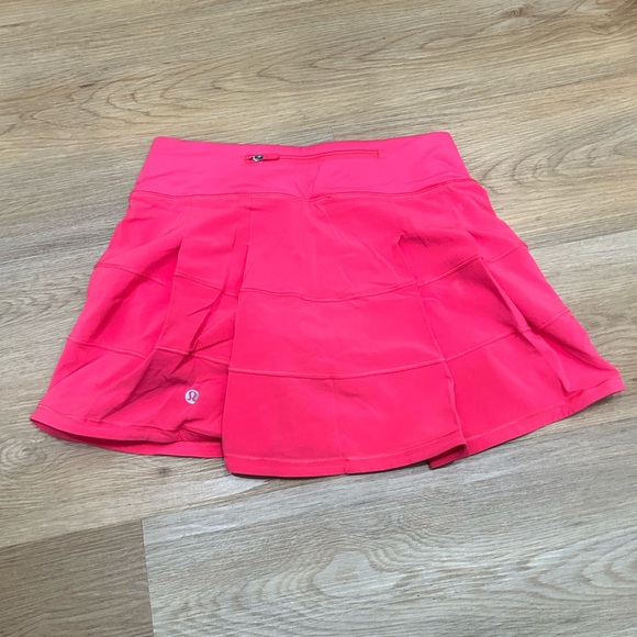 Lululemon Athletica sonic pink skirt - Picture 3 of 6